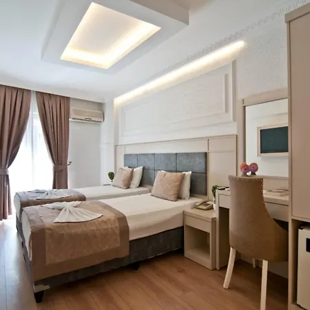 Royce Hotel 3*