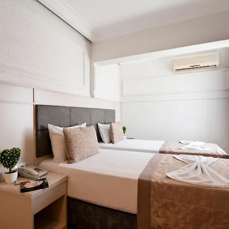 Hotel Royce 3*