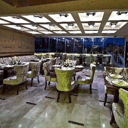 Hotel Royce 3*